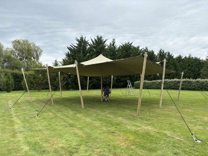 Location de tentes stretch Saint-Christophe-en-Bazelle