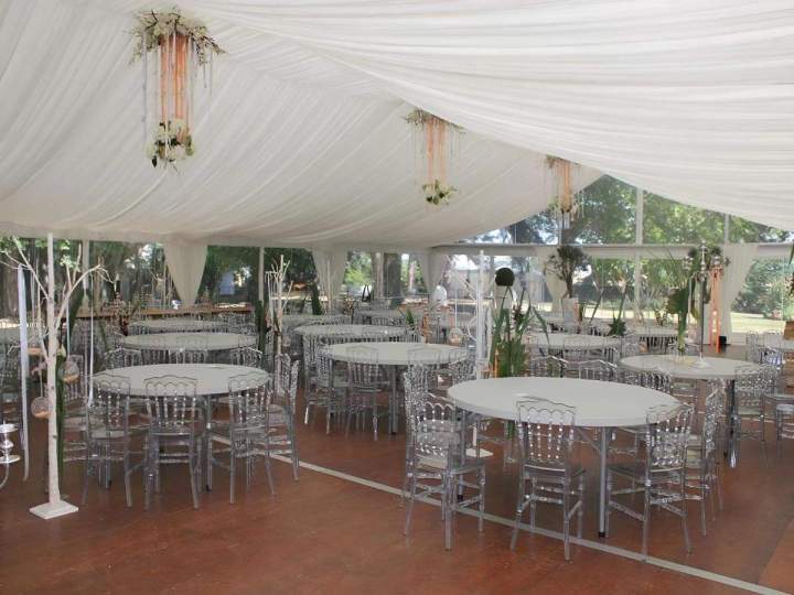 Location mobilier de réception Saint-Christophe-en-Bazelle