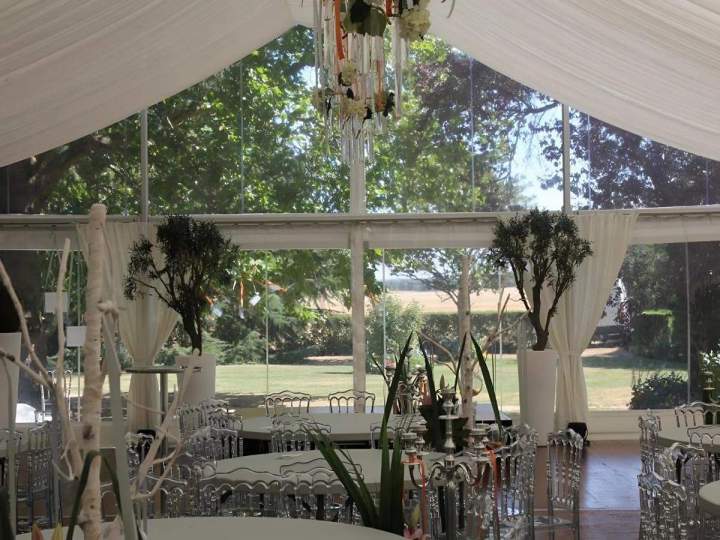 Service de location de tentes Saint-Christophe-en-Bazelle